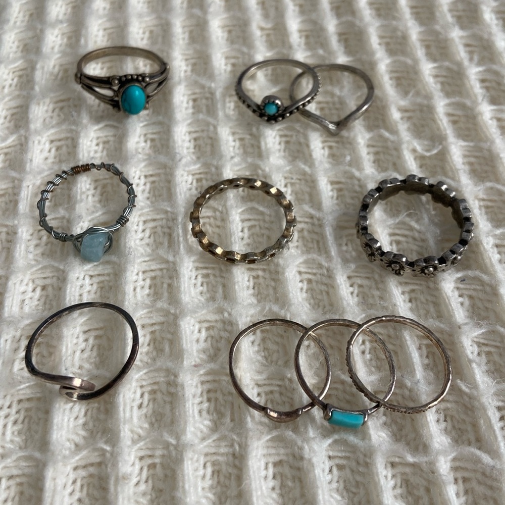 Set of 10 silver rings